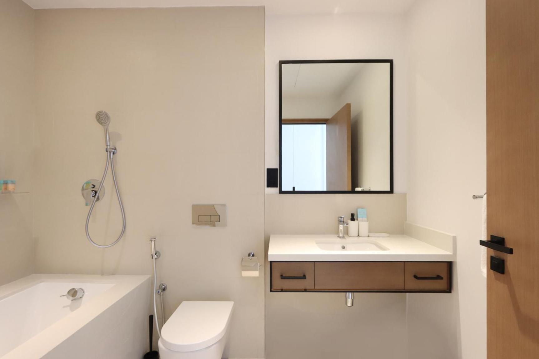 Apartment Livbnb- 3b Retreat Overlooking Marina, On The Walk Dubai