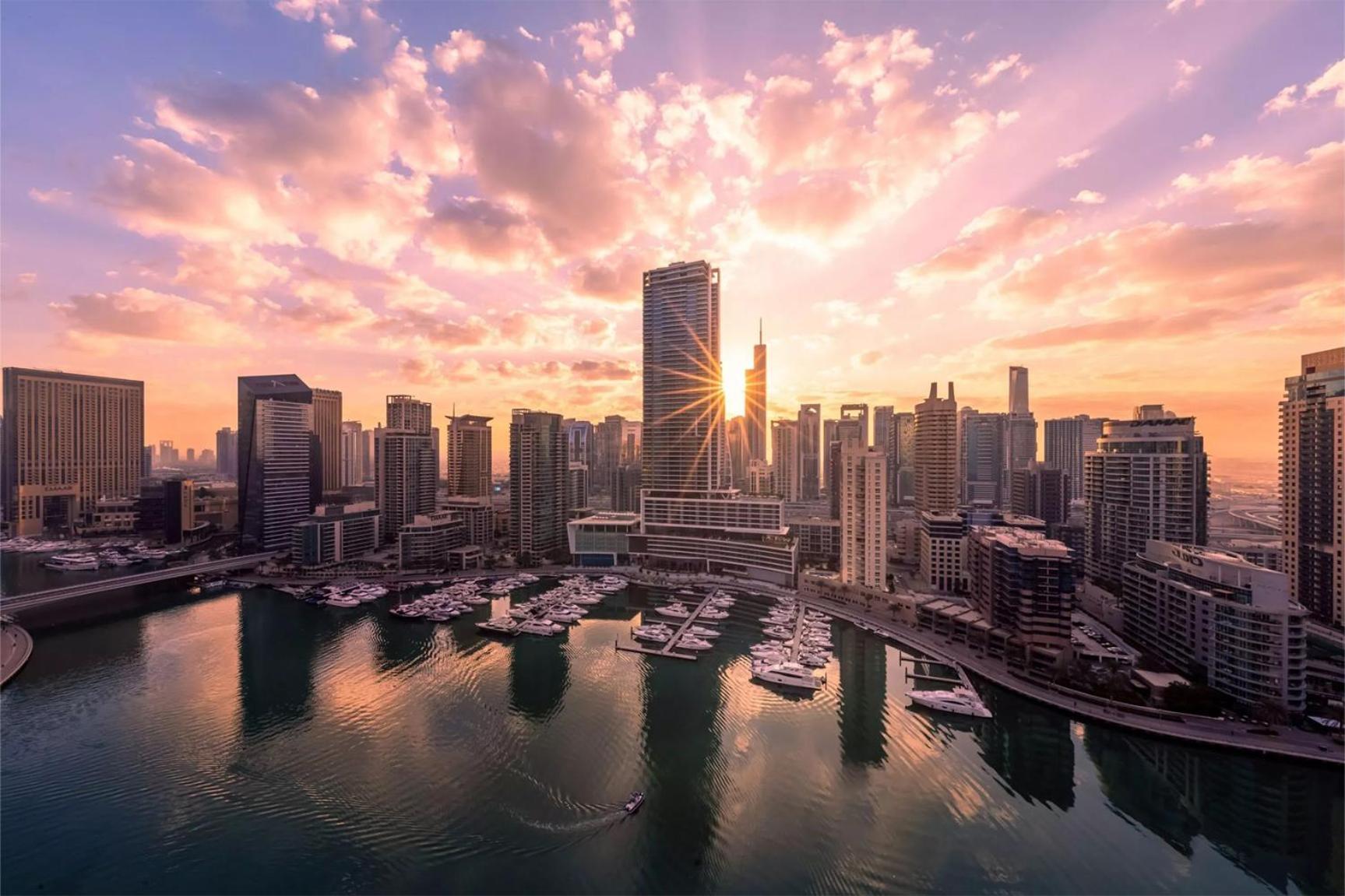 Livbnb- 3b Retreat Overlooking Marina, On The Walk * Dubai