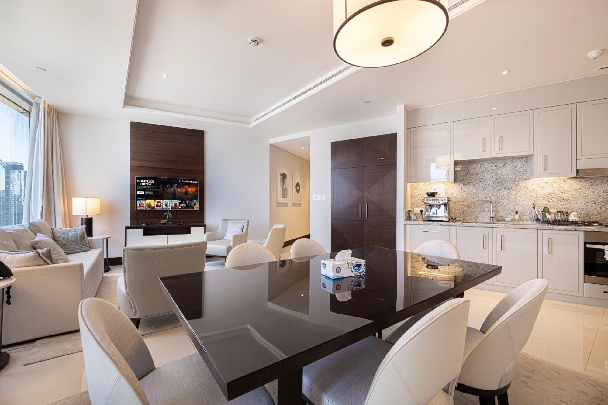 Easemytrip - Exquisite Downtown 2br In Address Skyview Tower 1 *