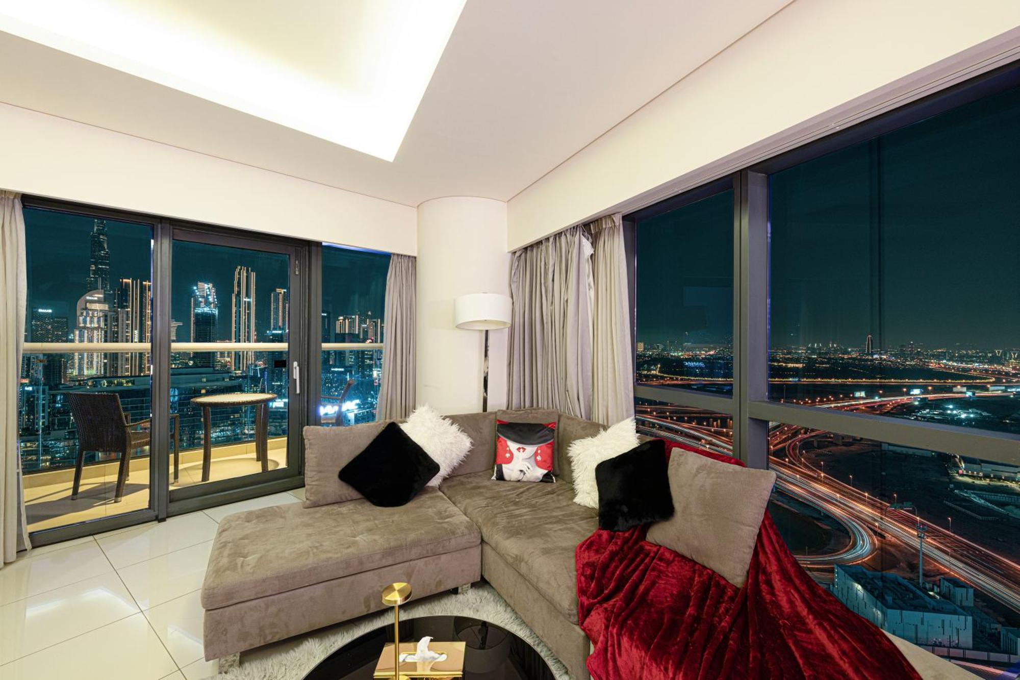 Luxurious 2bdr In Paramount Towers With Stunning Burj Khalifa Views Apartment *