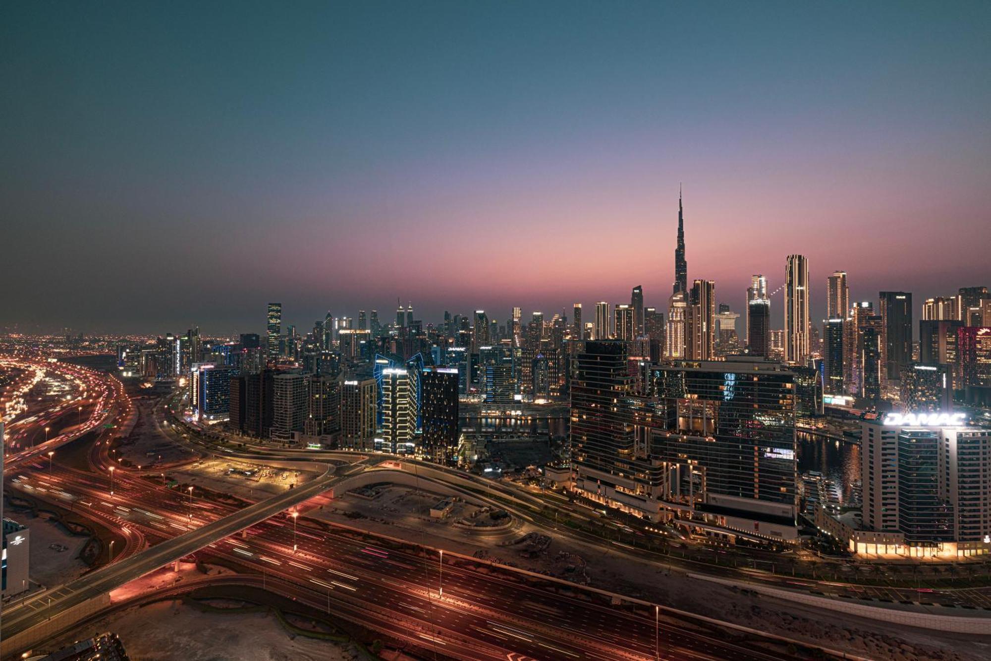 Luxurious 2bdr In Paramount Towers With Stunning Burj Khalifa Views Apartment