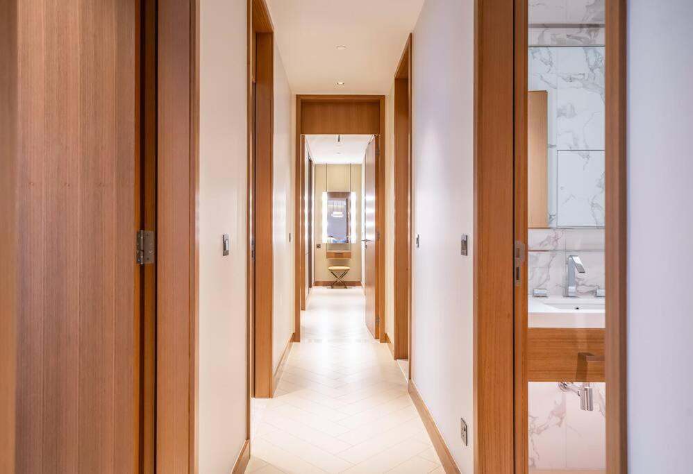Newarabian 3 Bedroom Address Opera Downtown Apartment Dubai