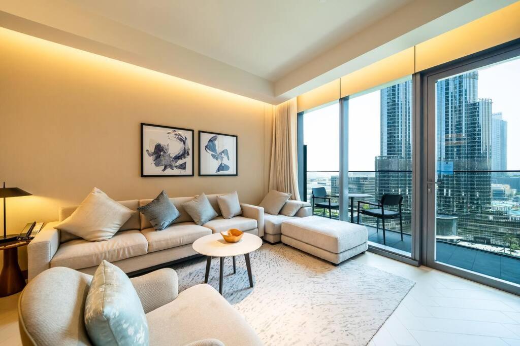 Newarabian 3 Bedroom Address Opera Downtown Apartment Dubai