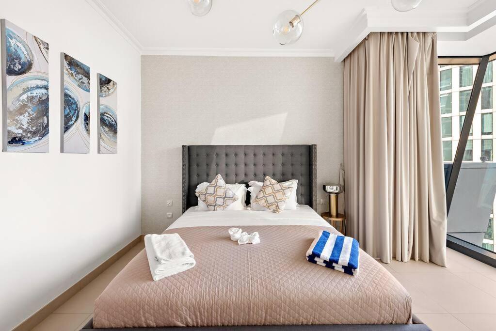 First Class 2br Burj Khalifa View Dubai