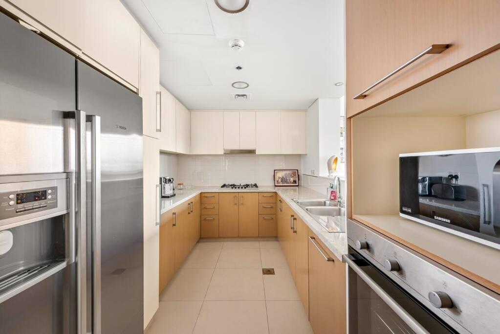 First Class 2br Burj Khalifa View Apartment