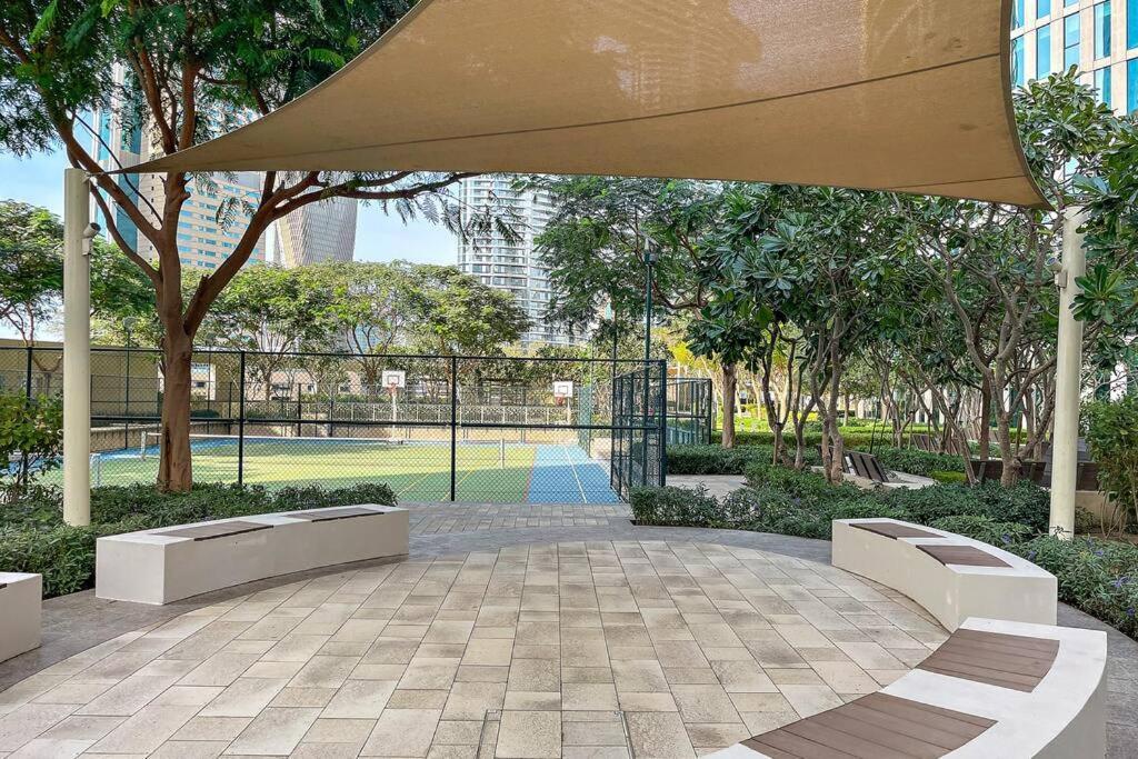 Apartment First Class 2br Burj Khalifa View Dubai