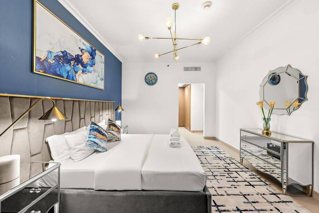 Apartment First Class 2br Burj Khalifa View