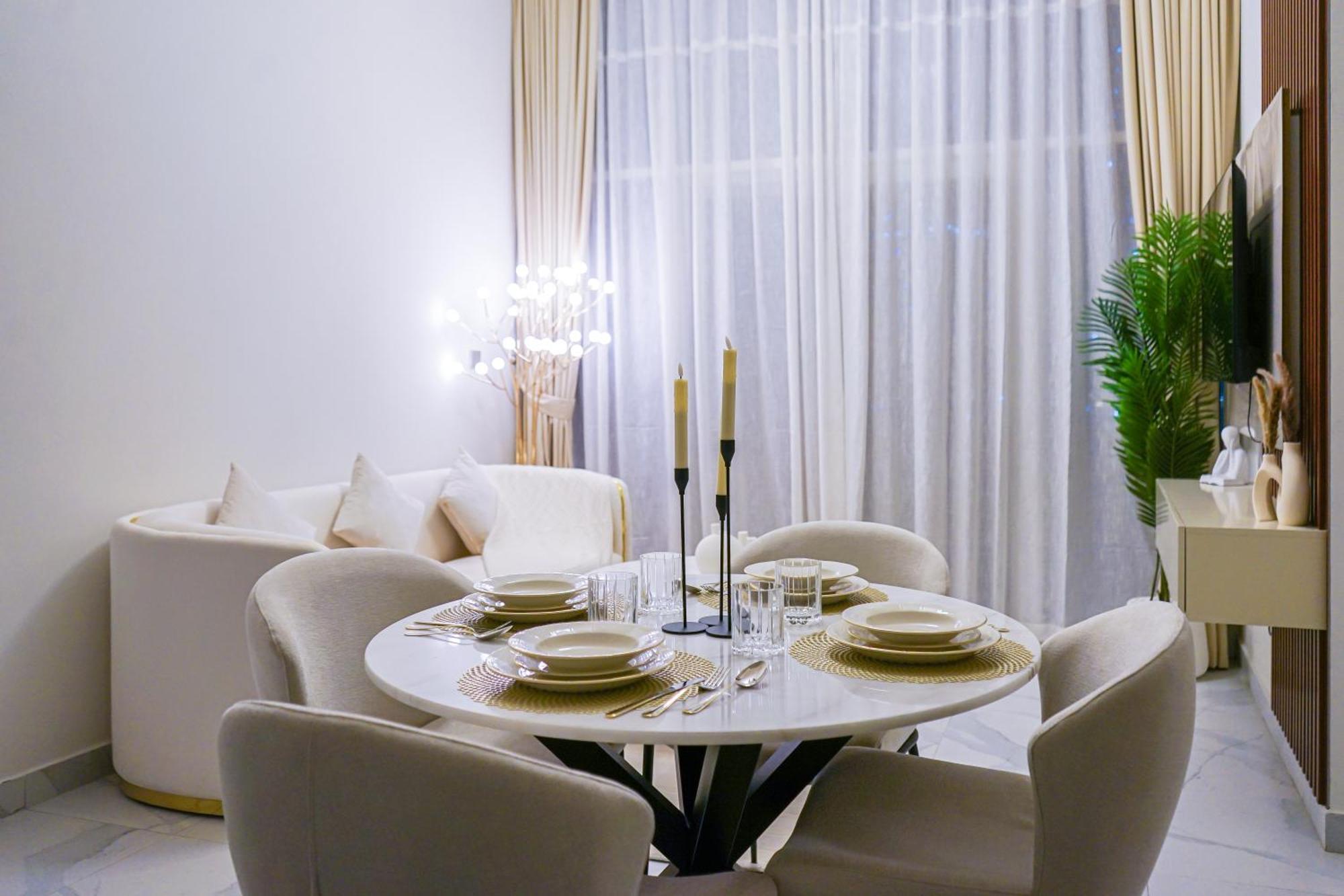 Millennium Binghatti 2br Burj Khalifa And Apartment Dubai
