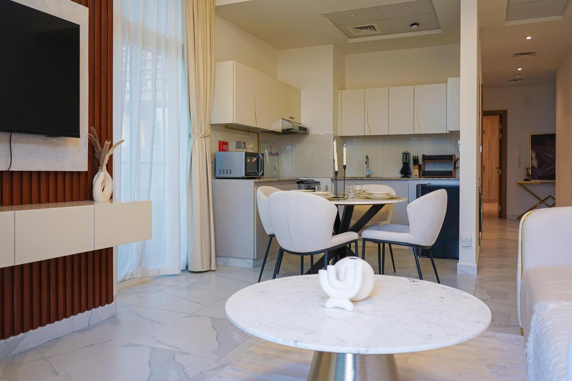 Apartment Millennium Binghatti 2br Burj Khalifa And *