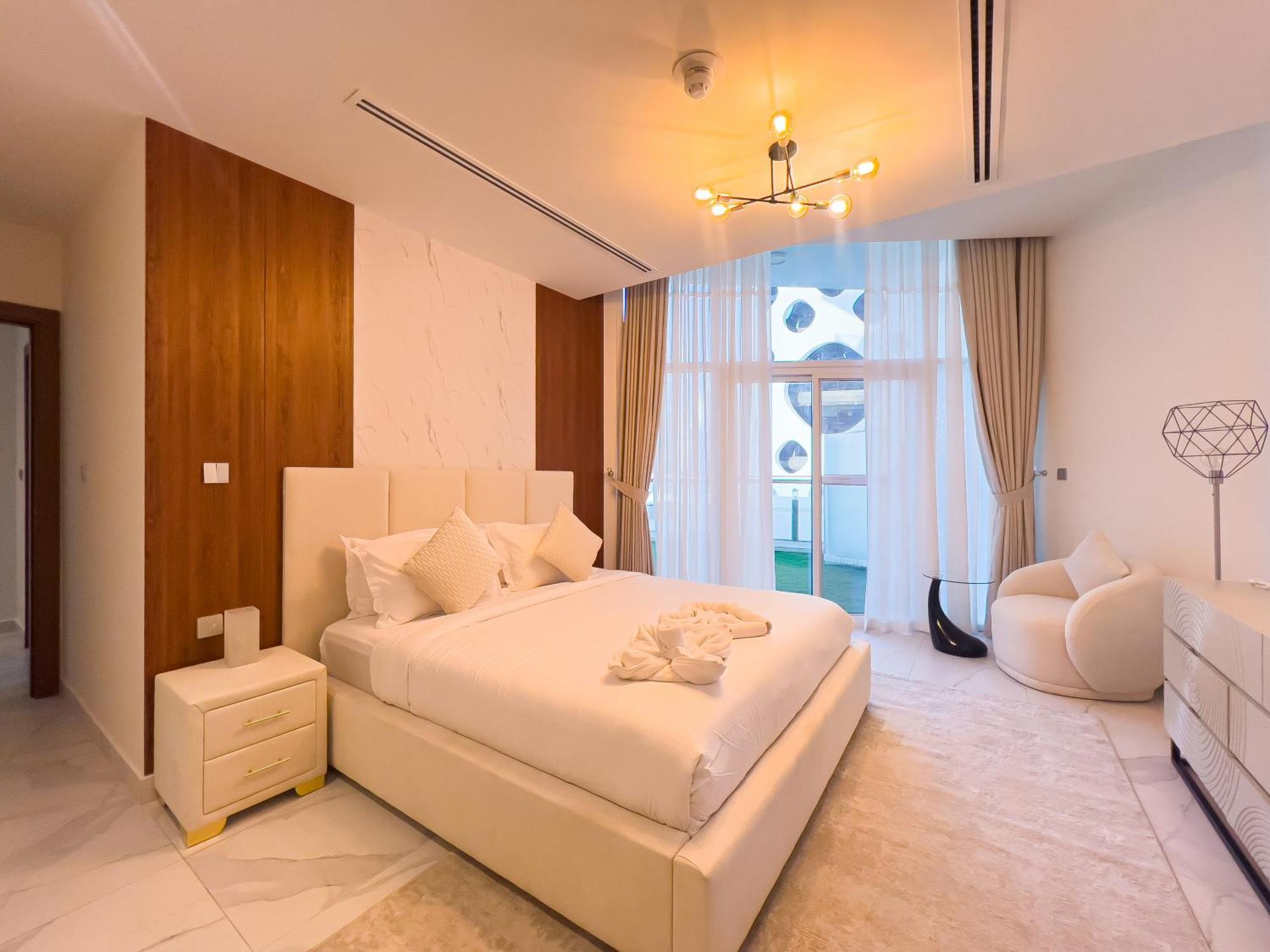 Apartment Millennium Binghatti 2br Burj Khalifa And Dubai