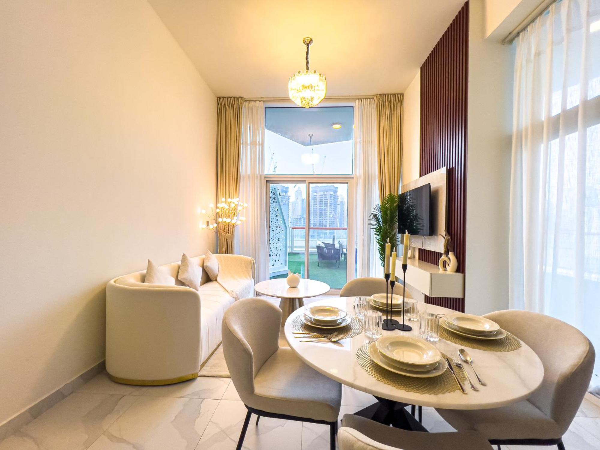 Millennium Binghatti 2br Burj Khalifa And