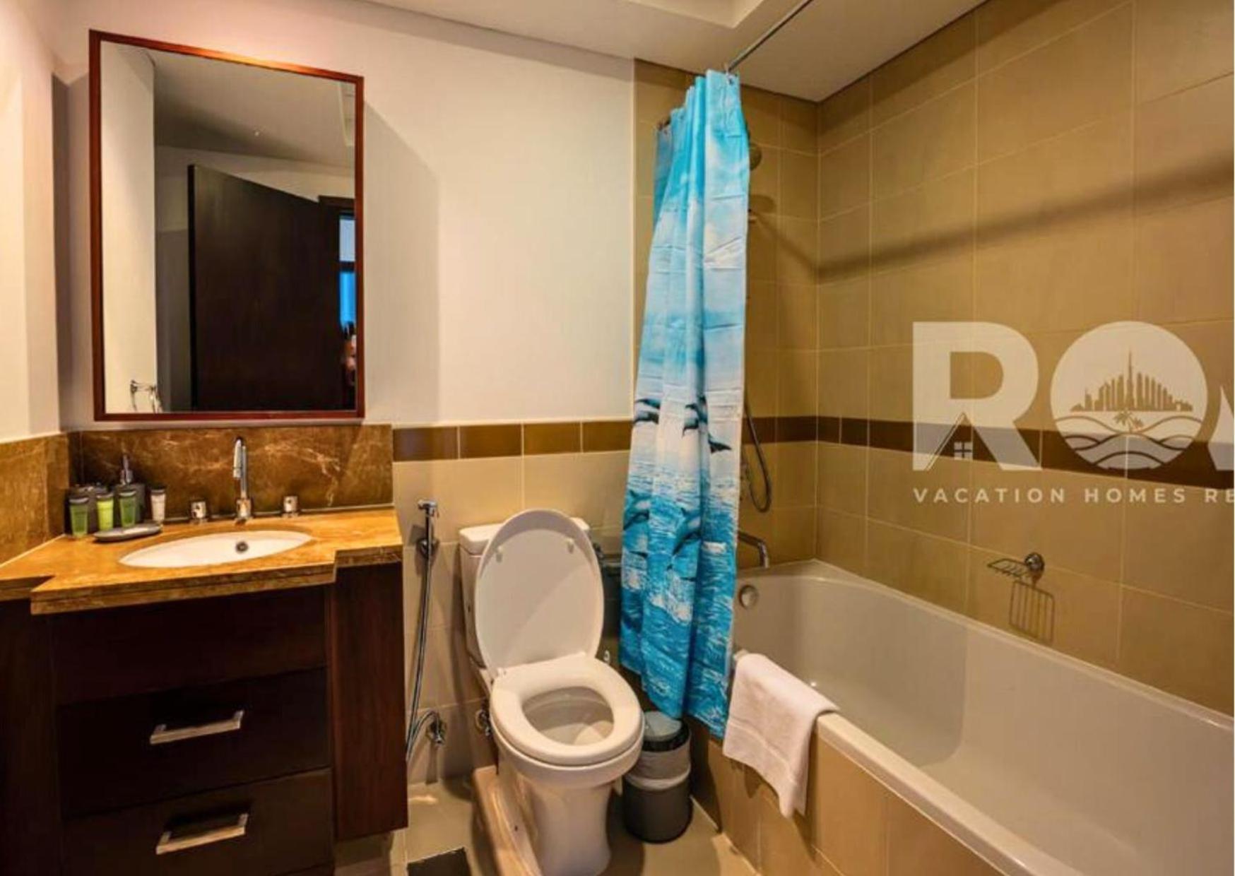 Eloquent 1br With Dedicated Study Area