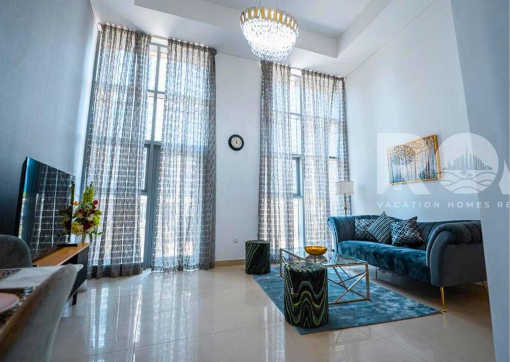 Apartment Eloquent 1br With Dedicated Study Area *