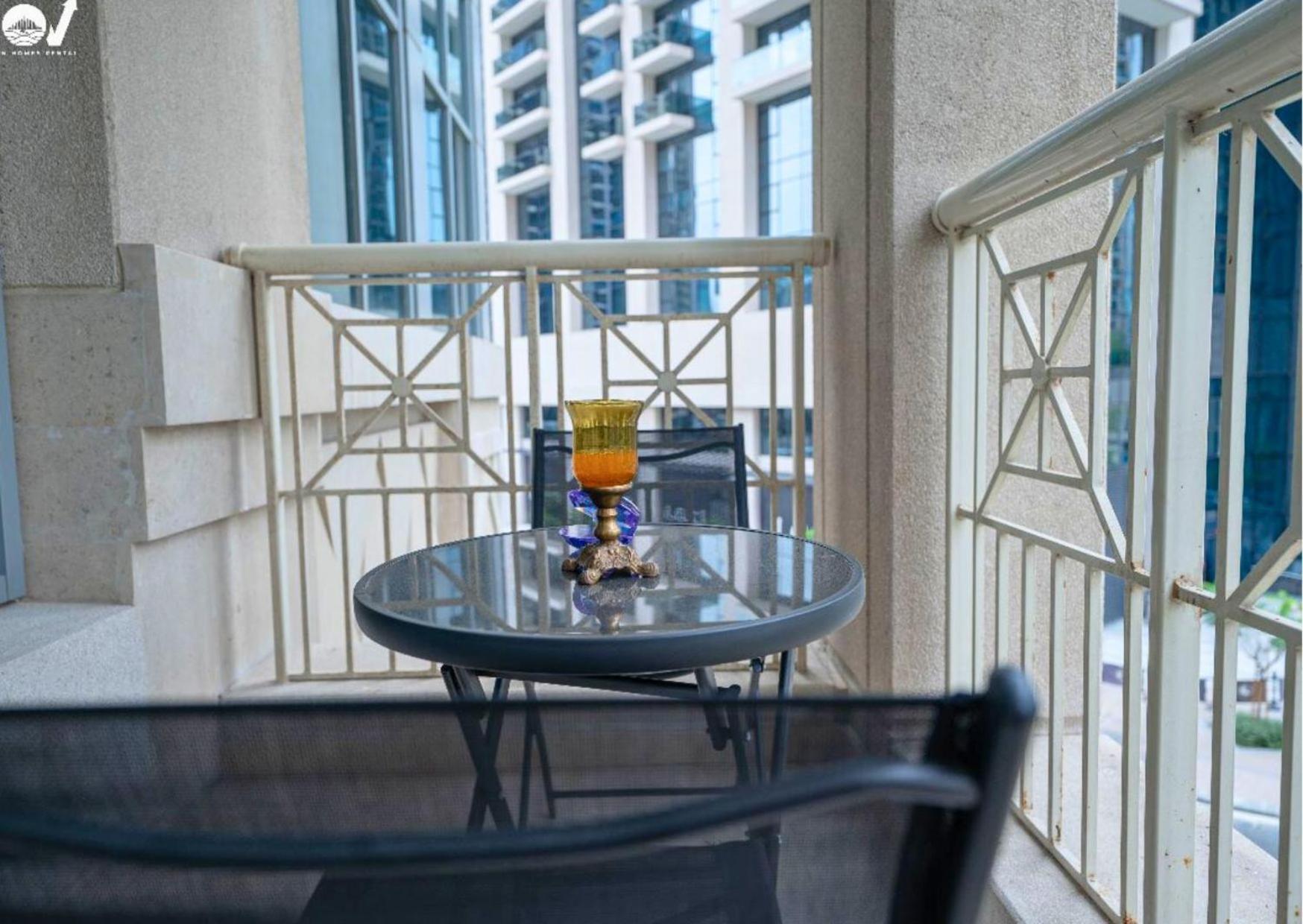 2br Luxury With A Garden View Apartment Dubai