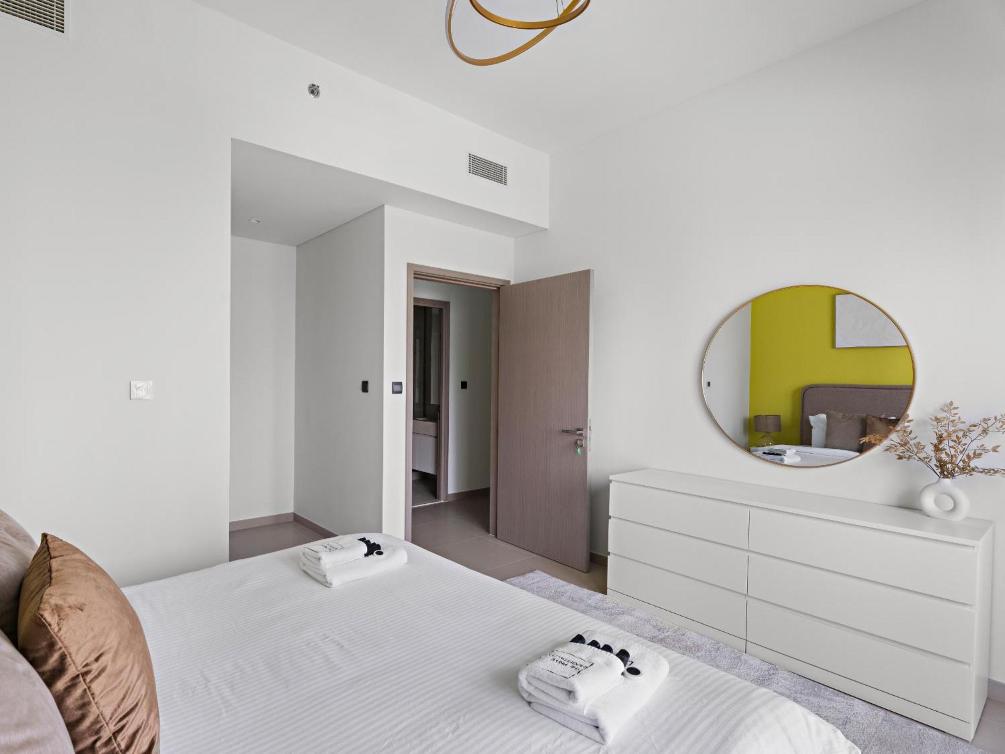 Apartment Classy And Sophisticated 3br 1 Gr In Downtown With Burjkhalifa View