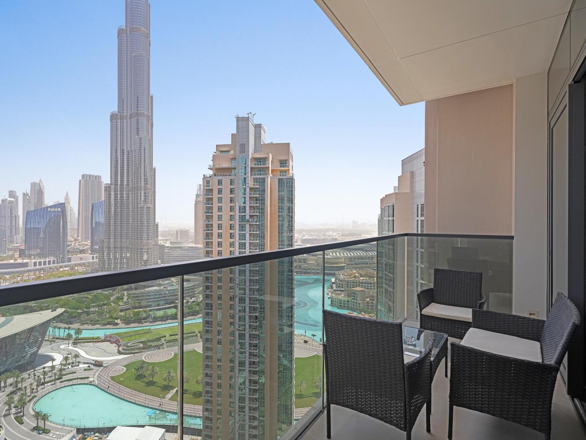 Classy And Sophisticated 3br 1 Gr In Downtown With Burjkhalifa View *