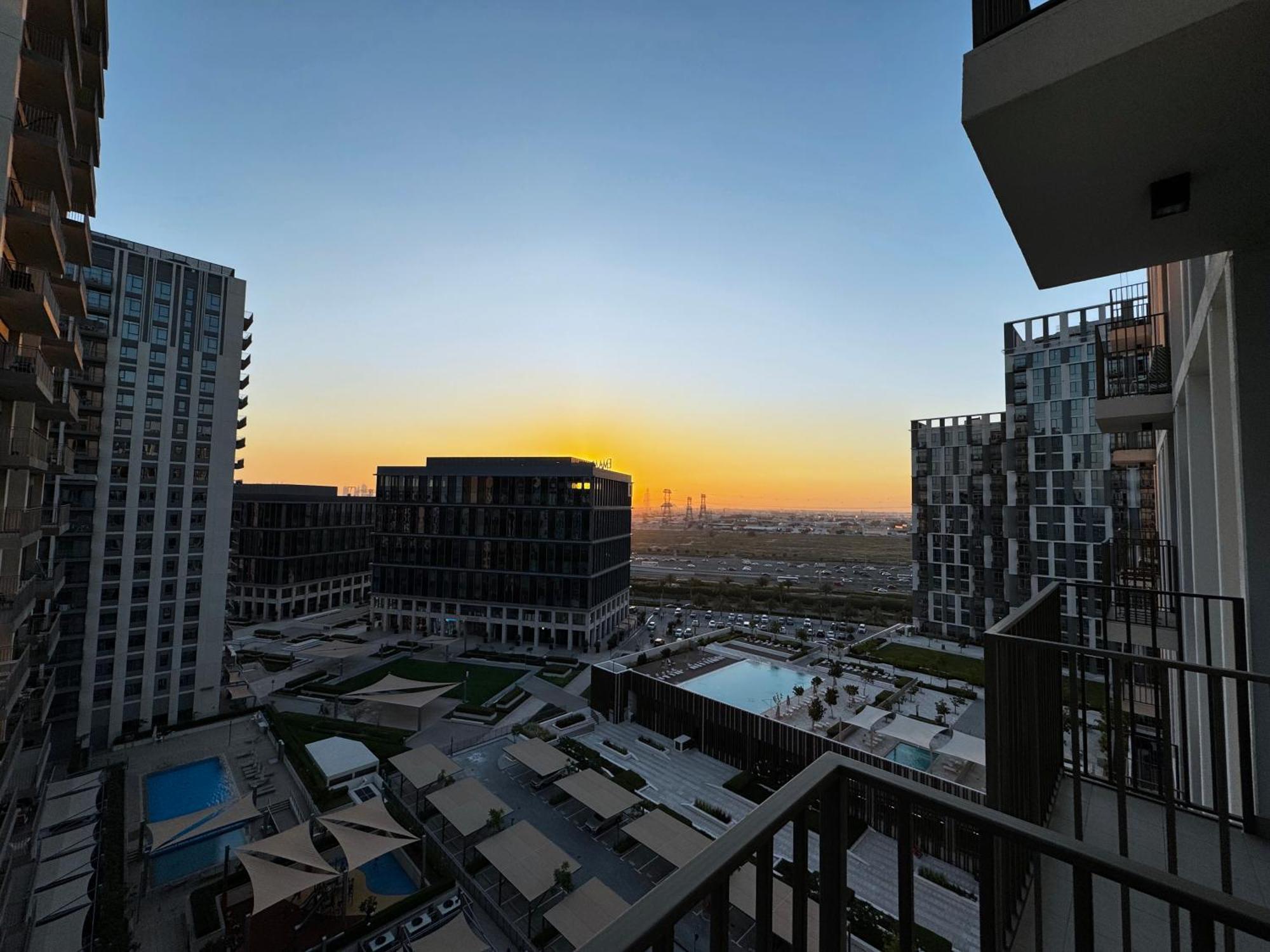 Elite Escapes - Socio Stylish 1 Bhk Getaway Apartment Dubai