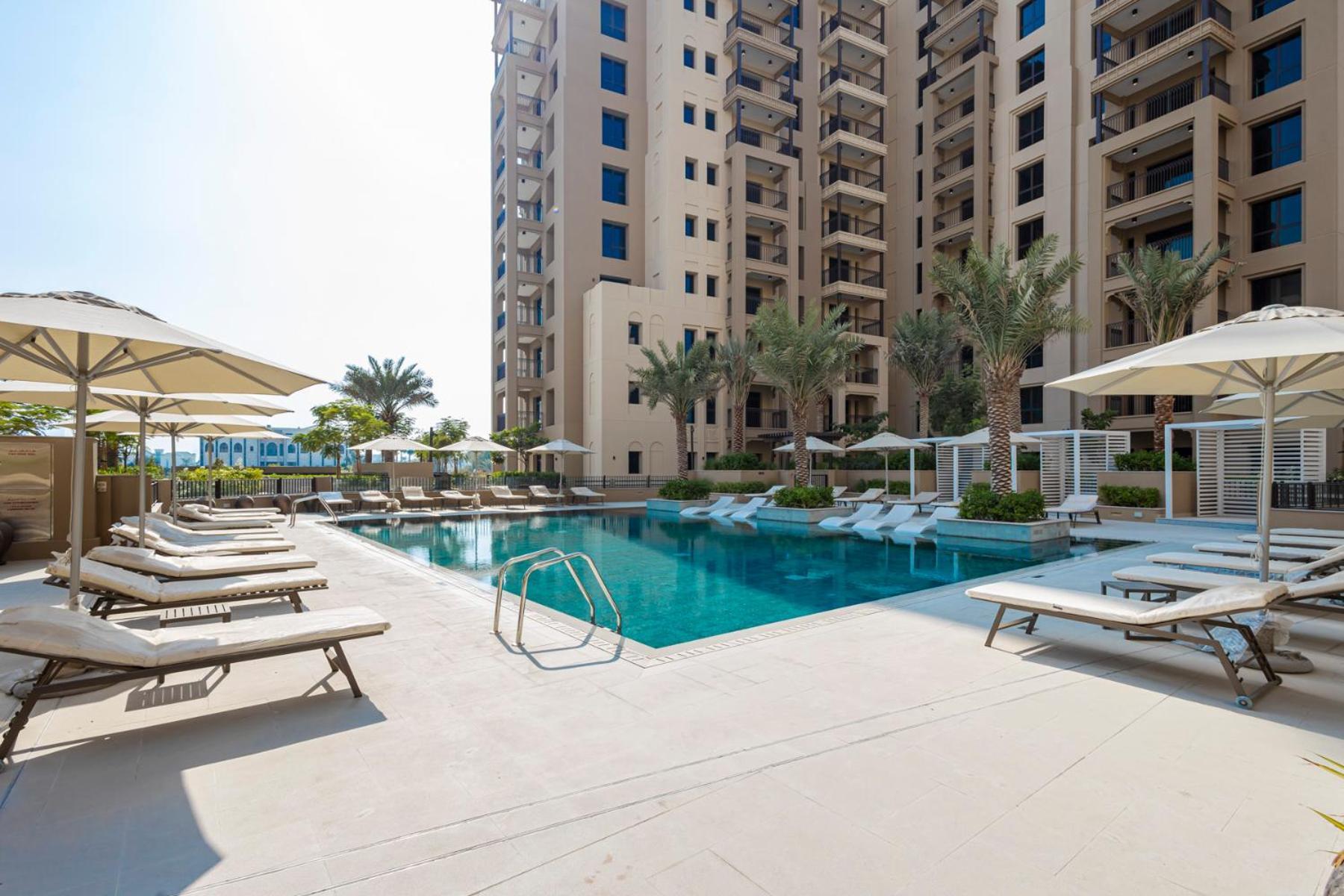 Chic 2br In Madinat Jumeirah Living Pool Views Apartment *