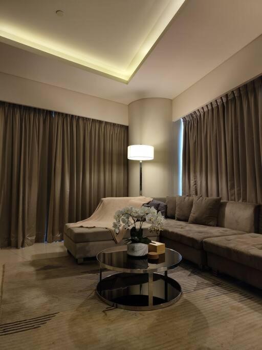 Apartment 2br Tower D Paramount Dubai