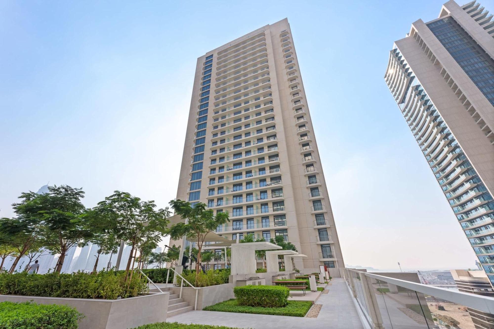 Silkhaus Marina View 1bdr Private Access Apartment