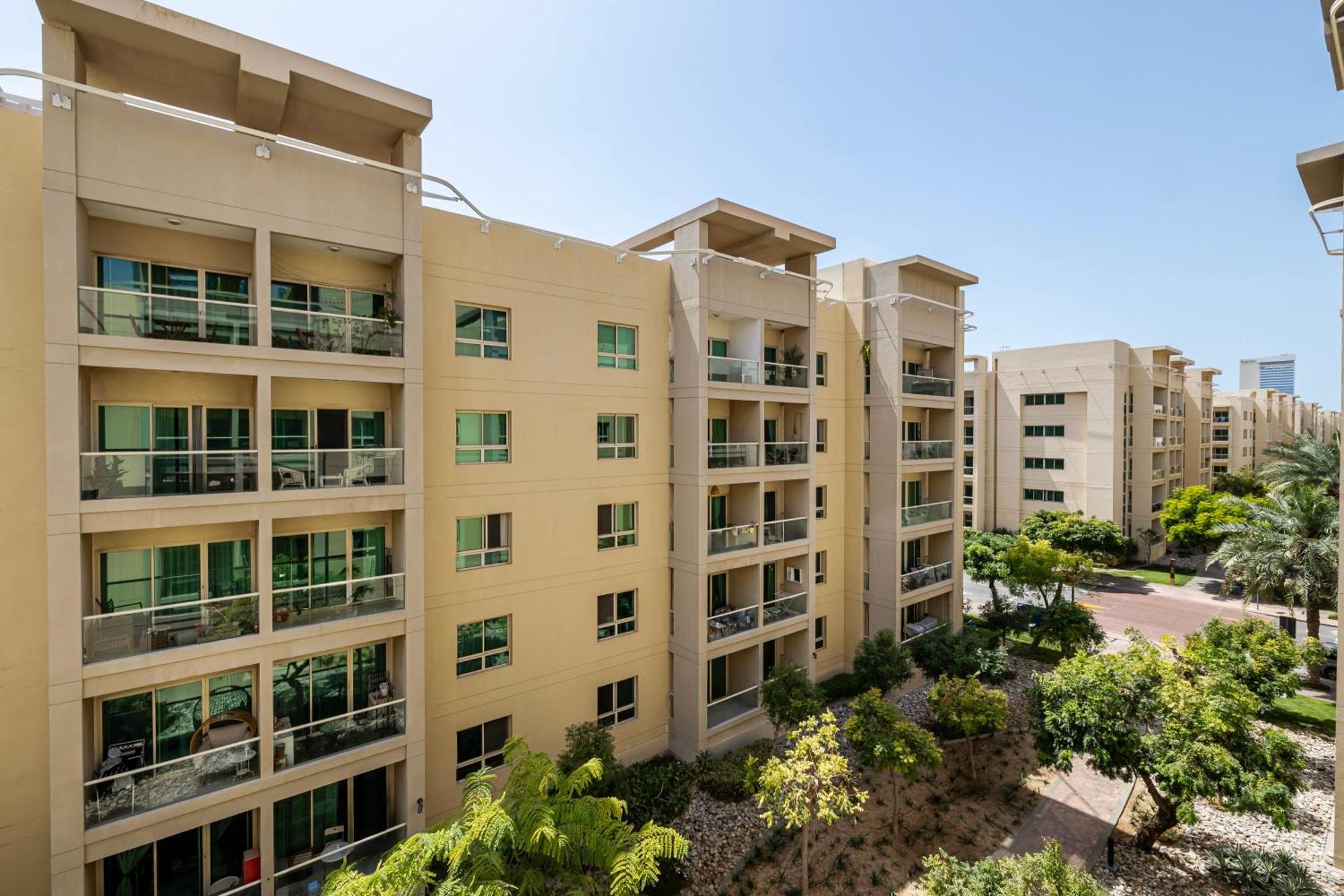 Apartment Classy 1 Bedroom In The Greens Courtyard View *