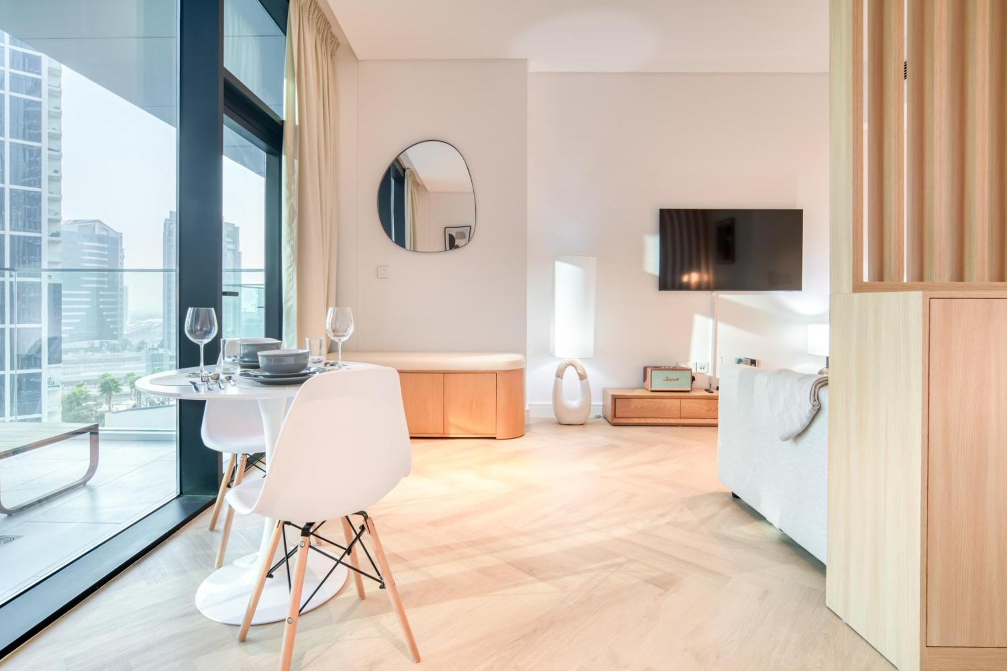 Luxury With Burj Khalifa View - Marquise Square Tower Apartment