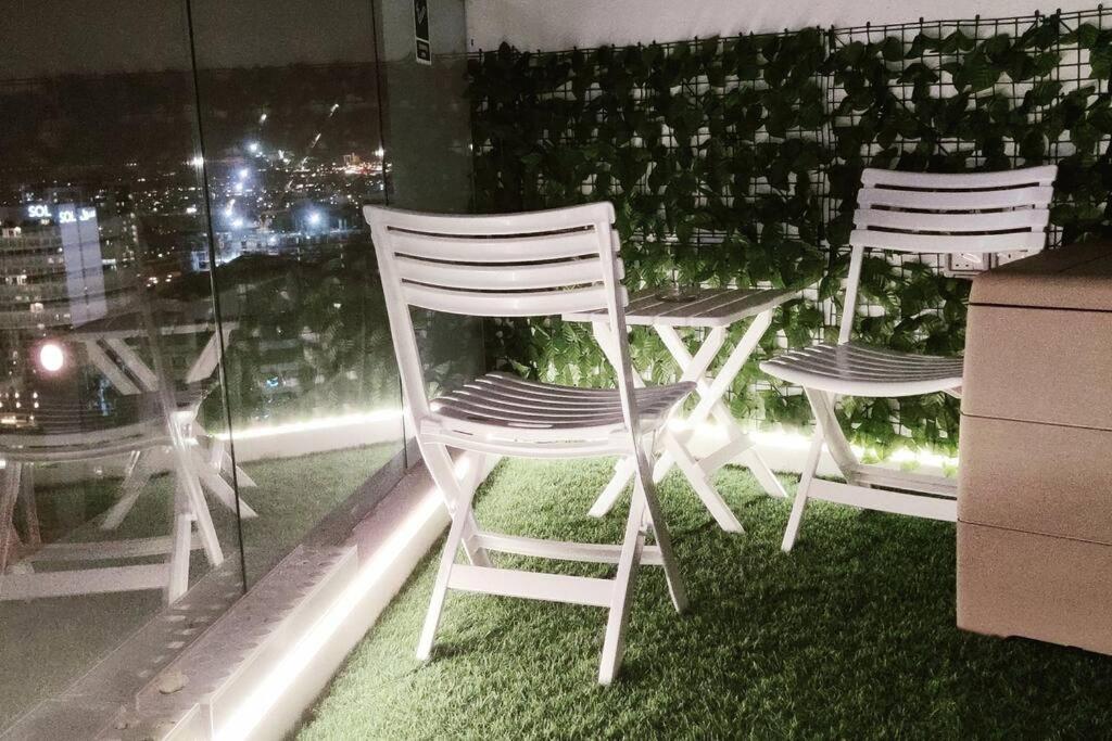 Lemodcasa - Modern Chic Apartment Dubai