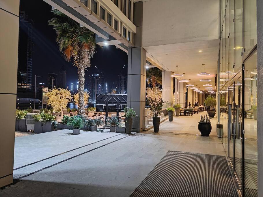 Lemodcasa - Modern Chic Apartment Dubai