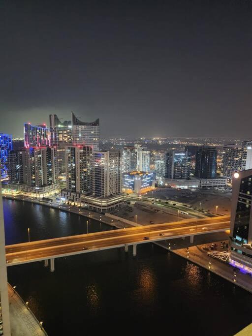Lemodcasa - Modern Chic Apartment Dubai