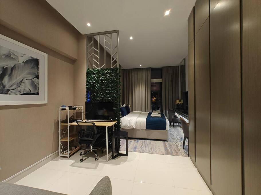 Lemodcasa - Modern Chic Apartment