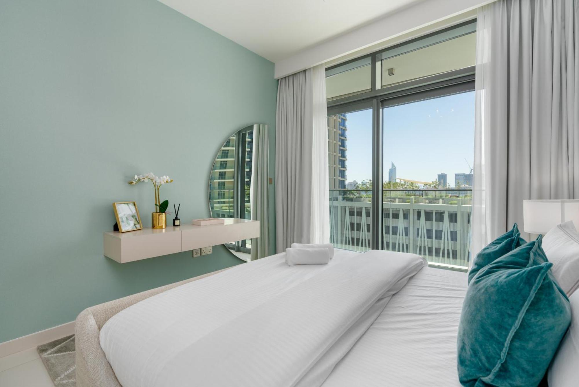 Vista 2 - Beachfront Stunning - Full Sea Views * Dubai