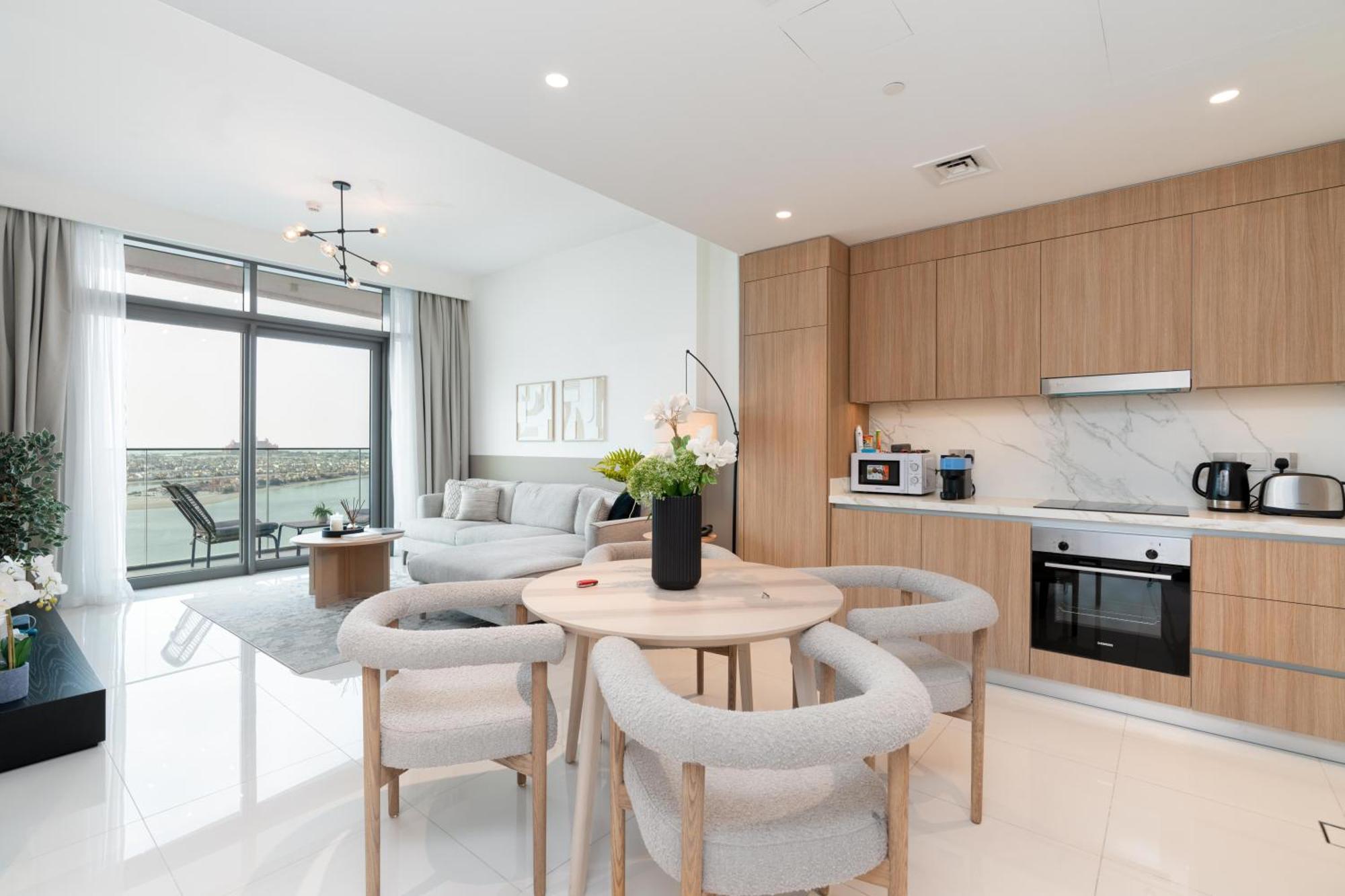 Vista 2 - Beachfront Stunning - Full Sea Views Apartment *