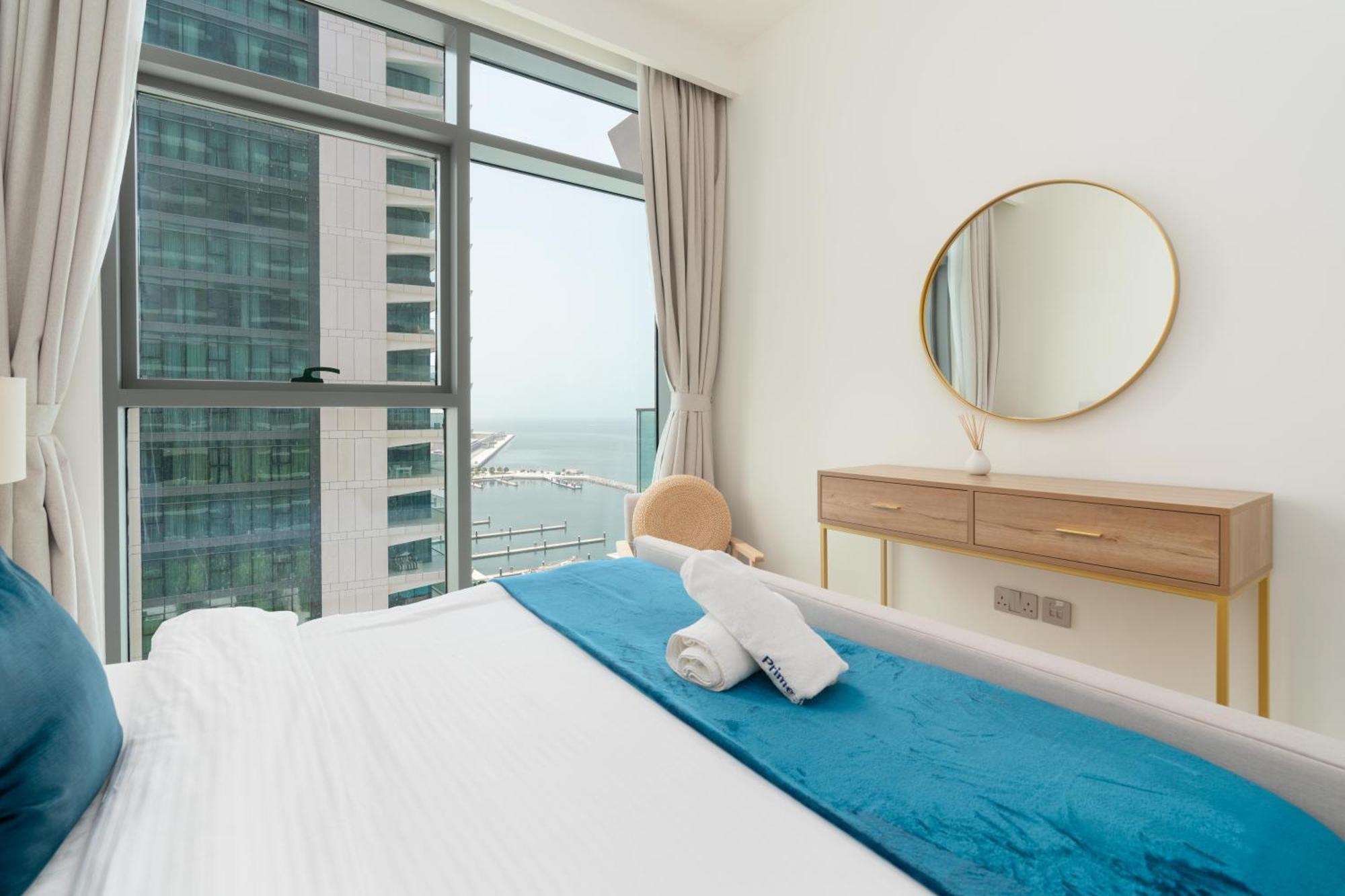 Vista 2 - Beachfront Stunning - Full Sea Views Apartment Dubai