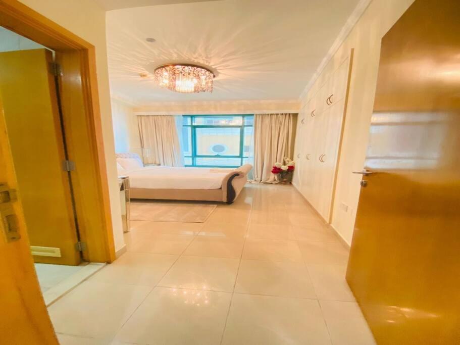 A Place For A Quick Escape * Dubai