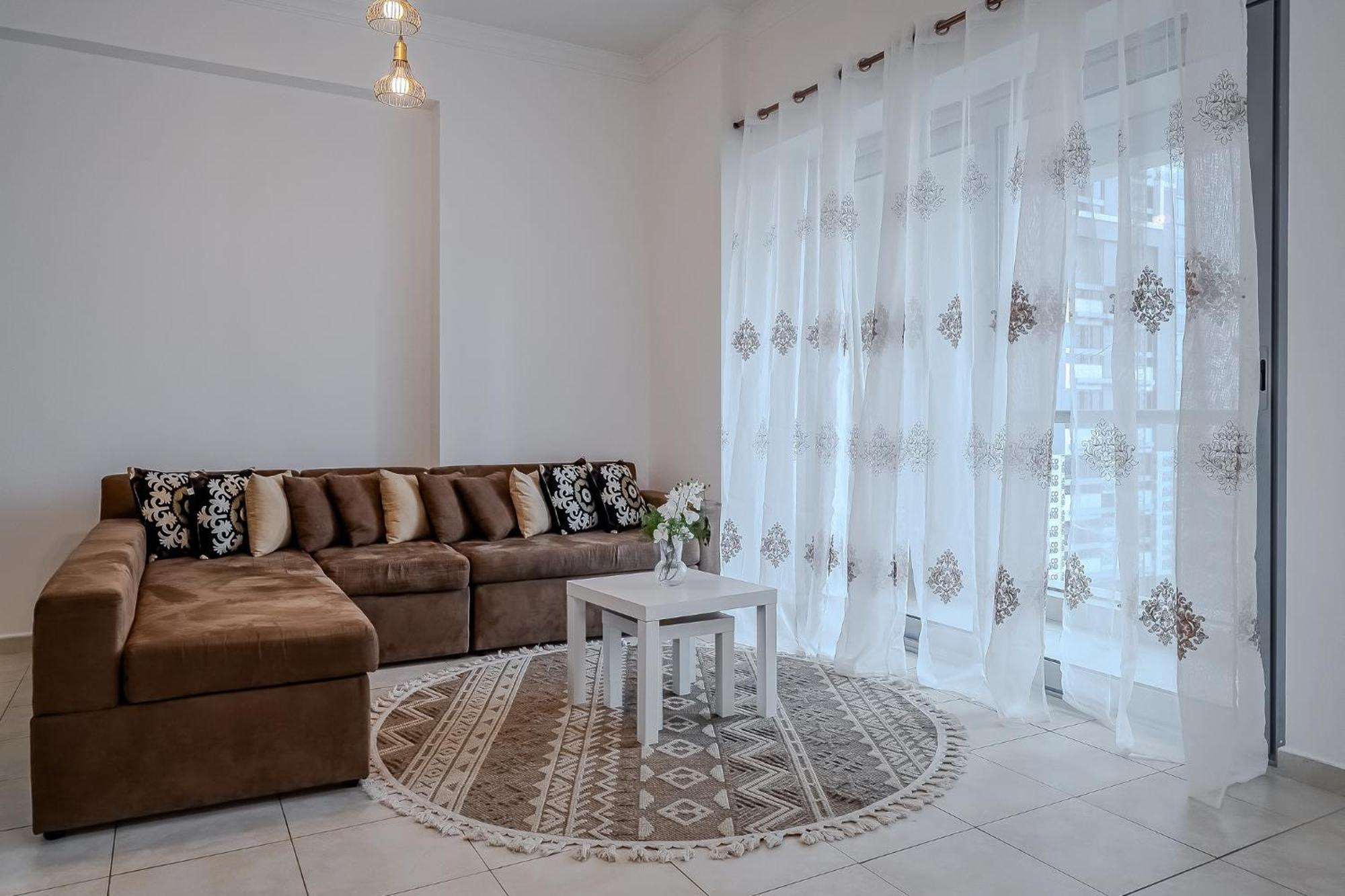 Modern 1bdr In Business Bay *