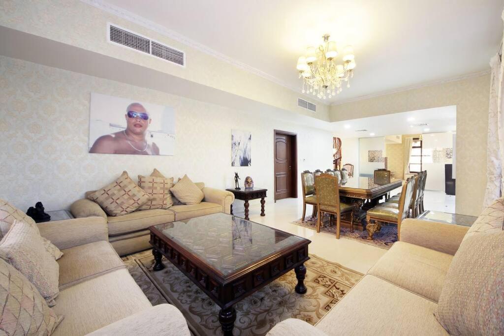 5bhk With Pool Falcon Of Wonders *