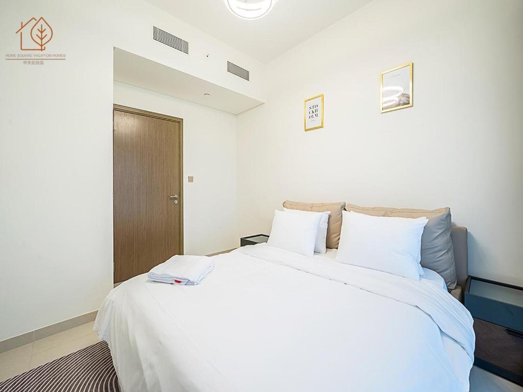 Apartment Stunning 3-Bedroom Home With Panoramic Burj Khalifa Views From High Floor 193Br-3 Dubai