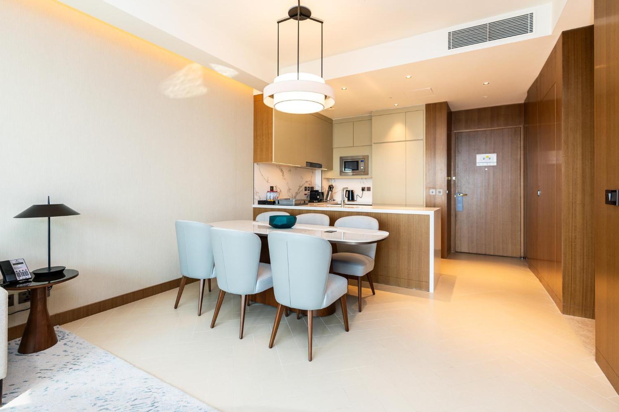 Citihome - 2br At Address Opera In Downtown * Dubai