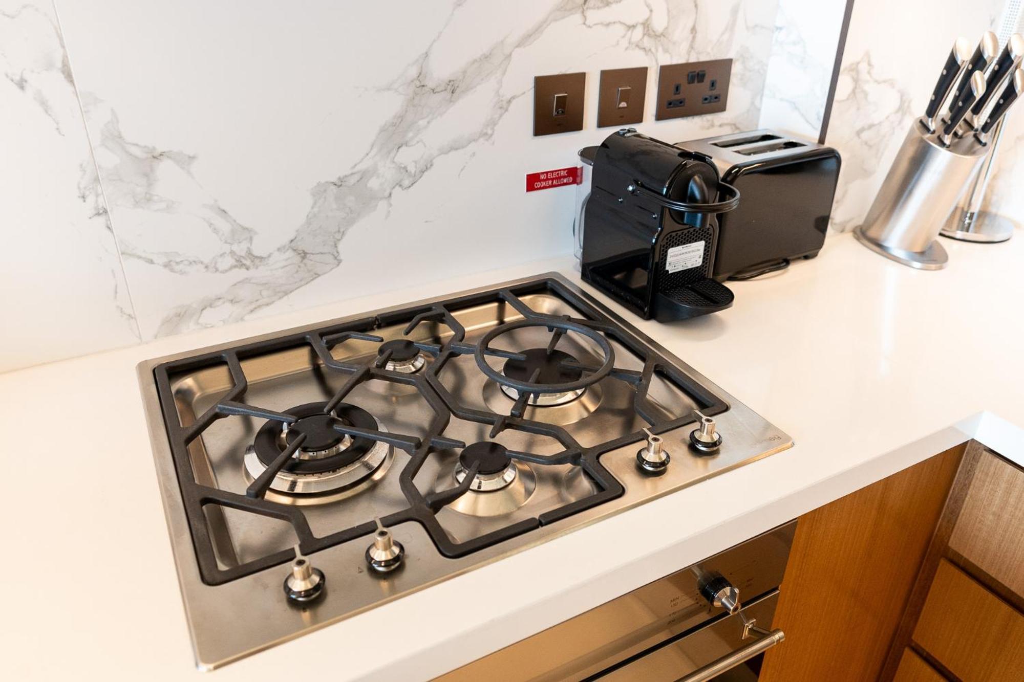 Citihome - 2br At Address Opera In Downtown Apartment