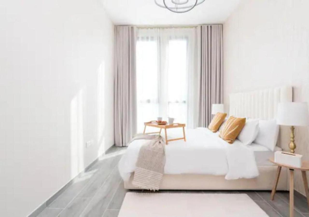 Apartment Elegant 2br Mesk 1 With Stunning Urban Views By Vibel Dubai