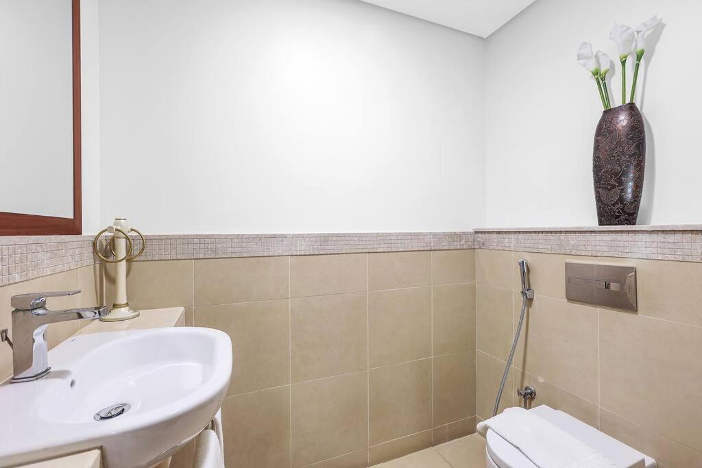 Apartment First Class 2br Stunning Views *