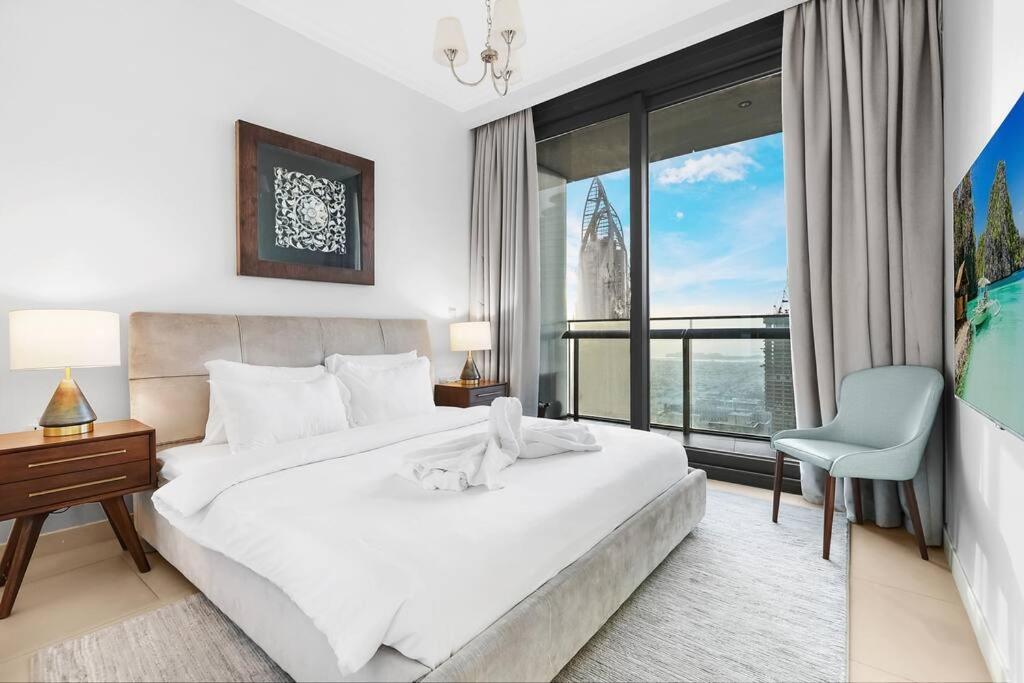 First Class 2br Stunning Views * Dubai