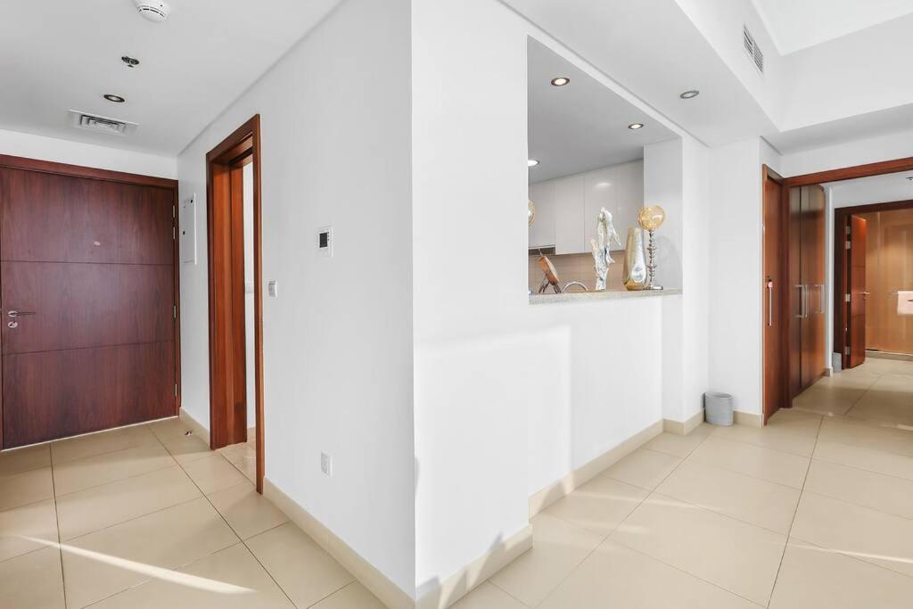 First Class 2br Stunning Views Dubai