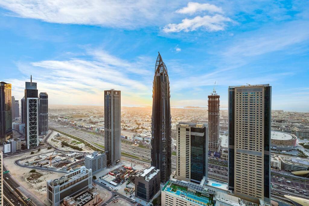 First Class 2br Stunning Views Dubai