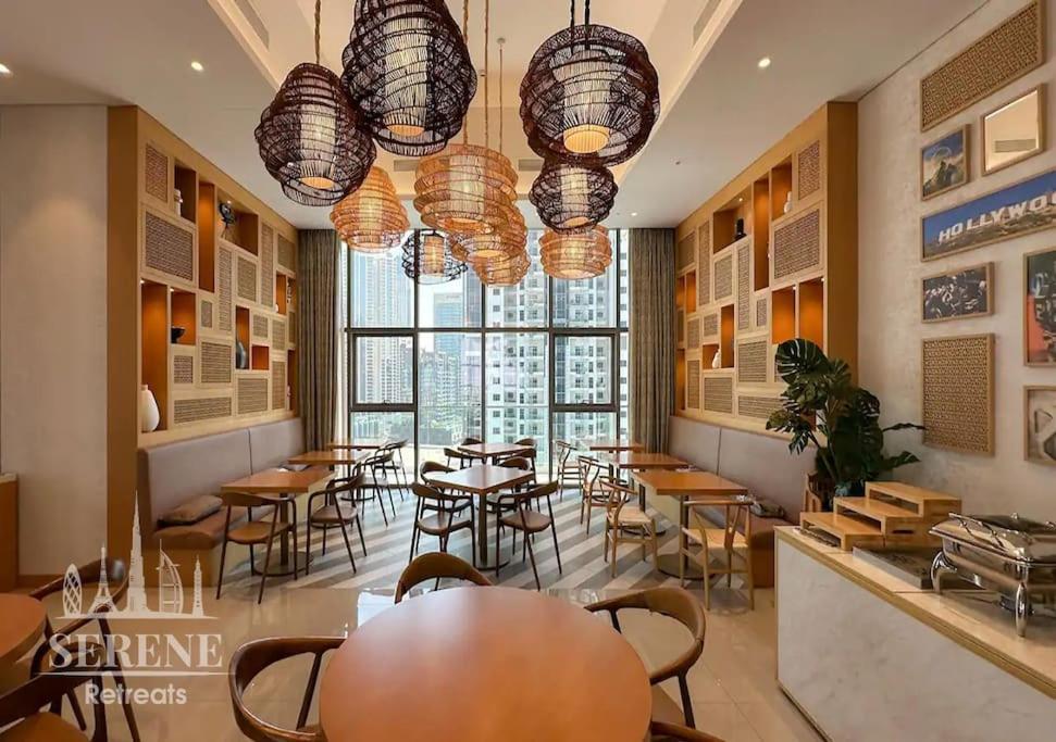 Apartment Serene Retreats Paramount Two Bedroom 3 With Burj View Dubai