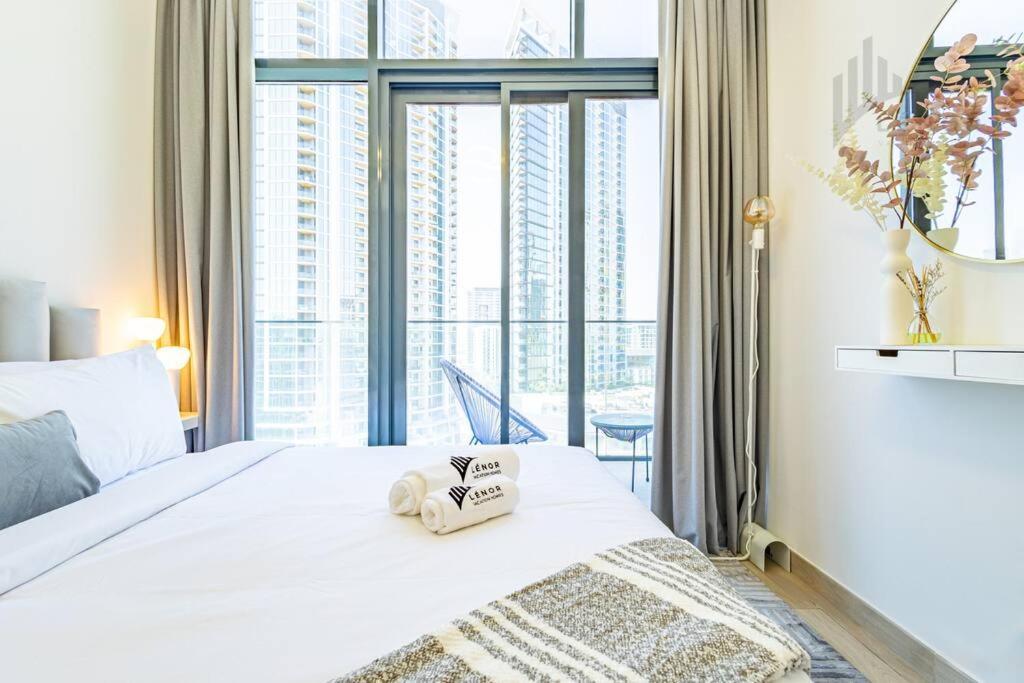 Chic 2br With Partial Burj Khalifa View *