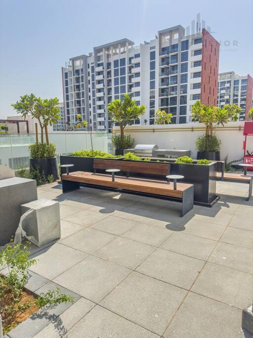 Apartment Chic 2br With Partial Burj Khalifa View Dubai