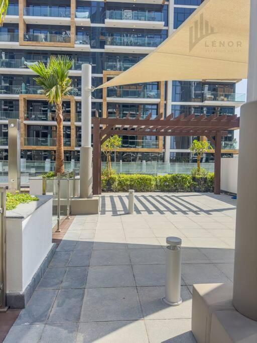 Chic 2br With Partial Burj Khalifa View