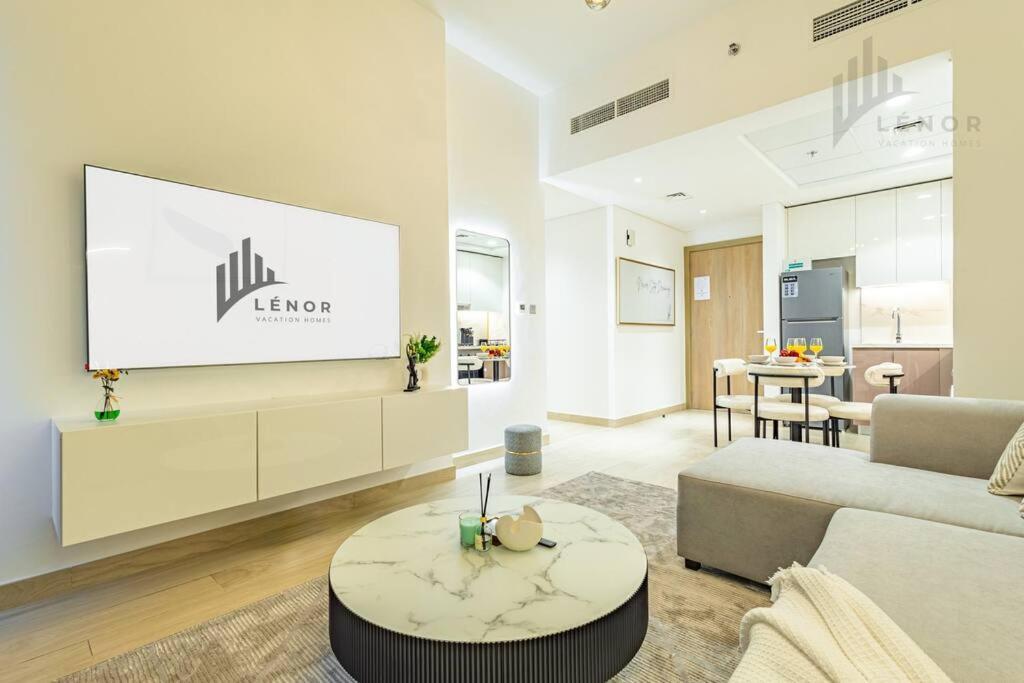 Chic 2br With Partial Burj Khalifa View Apartment