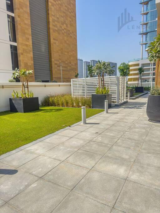 Chic 2br With Partial Burj Khalifa View Apartment